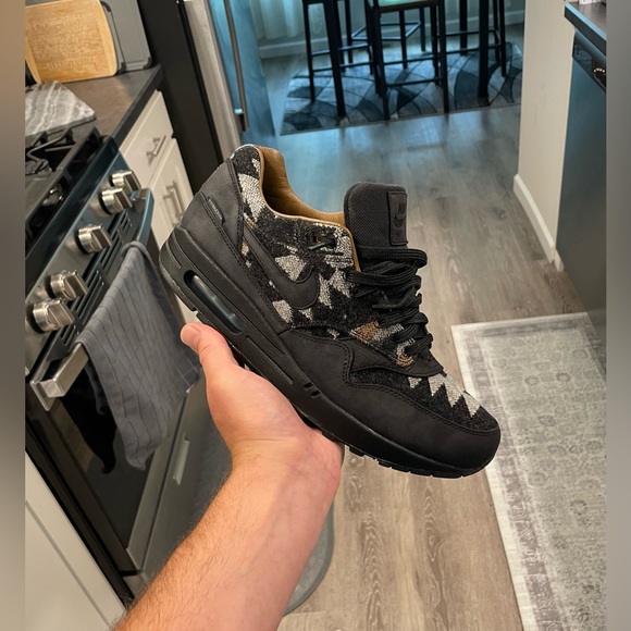 🔥Nike Air Max 1 Qs🔥 - Picture 4 of 16